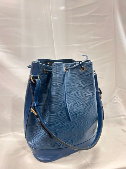 Vist Large View of Product Image Which is Used Louis Vuitton Large Leather Handbag