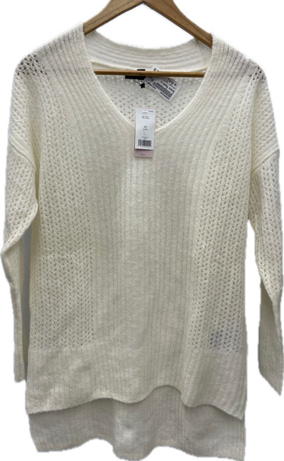 Vist Large View of Product Image Which is Used Banana Republic Lightweight Sweater XS-0/2
