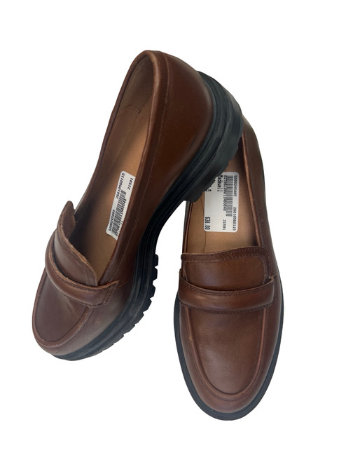 Vist Large View of Product Image Which is Used Madewell Flats 8.5