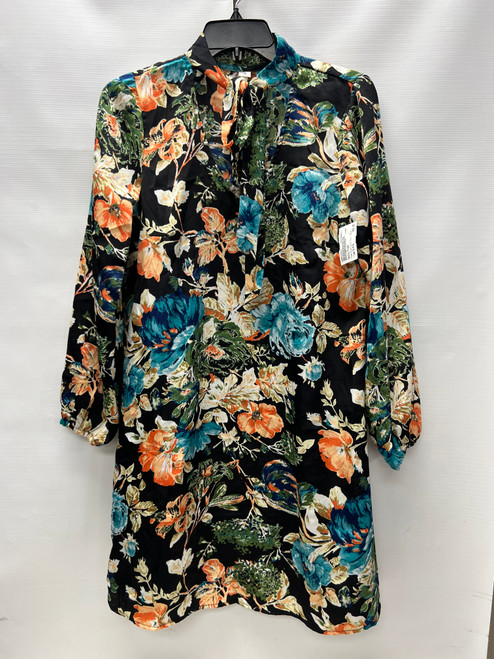 Vist Large View of Product Image Which is Used Uncle Frank Short Dress F S-4/6