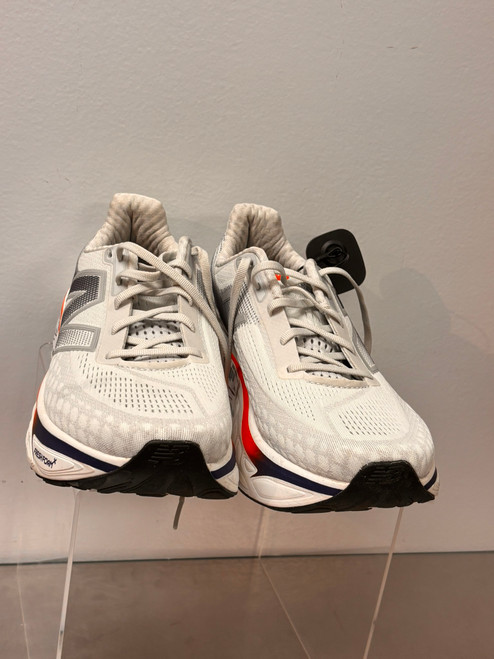 Vist Large View of Product Image Which is Used New Balance Mens Athletic Shoes 9