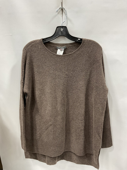 Vist Large View of Product Image Which is Used Vince Lightweight Sweater XS-0/2