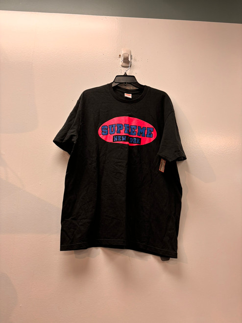 Vist Large View of Product Image Which is Used SUPREME Mens Short Sleeve Top XL/17-17.5