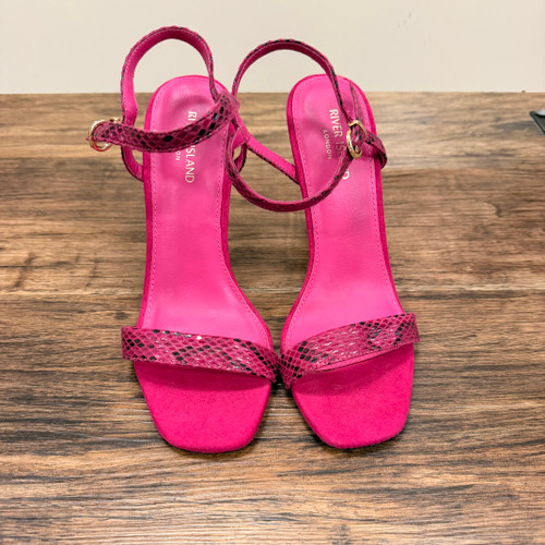 Vist Large View of Product Image Which is Used Unbranded High Heels 5