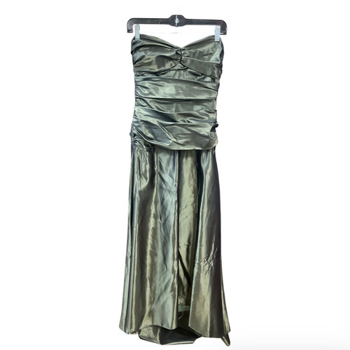 Vist Large View of Product Image Which is Used Unbranded Long Special Occ Dress M-8/10