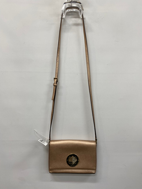 Vist Large View of Product Image Which is Used Kate Spade New York Small Purse