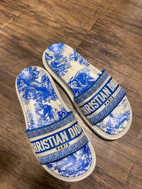 Vist Large View of Product Image Which is Used Unbranded Flats 8.5