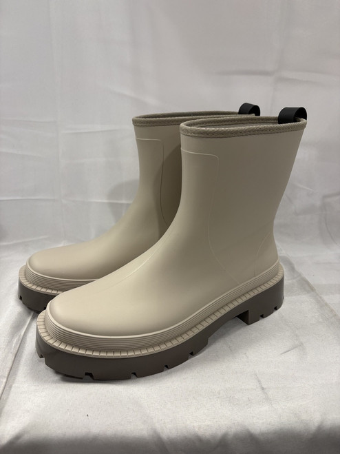 Vist Large View of Product Image Which is Used La Canadienne Boots 9