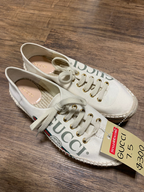 Vist Large View of Product Image Which is Used Gucci Casual Shoes 7.5