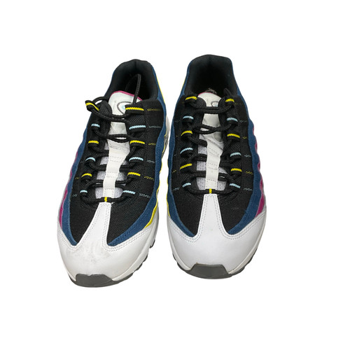 Vist Large View of Product Image Which is Used Nike Mens Athletic Shoes 9.5