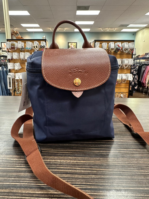 Vist Large View of Product Image Which is Used Longchamp Small Handbag