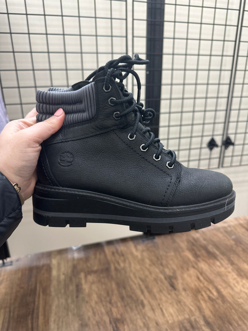 Vist Large View of Product Image Which is Used Timberland Ankle Boots 7.5