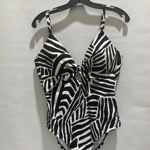 Vist Large View of Product Image Which is Used Unbranded Swimwear XL 16/33