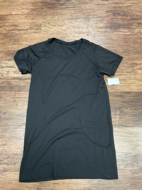 Vist Large View of Product Image Which is Used Lululemon Athletica Active Short Sleeve M-8/10