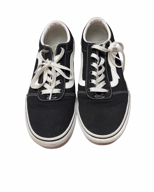 Vist Large View of Product Image Which is Used Vans Casual Shoes 10