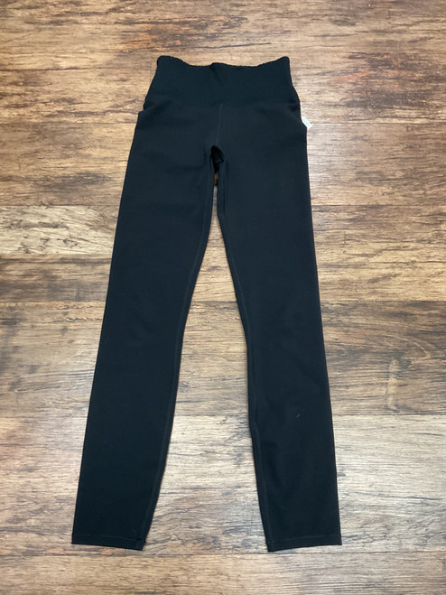 Vist Large View of Product Image Which is Used Vuori Active Leggings 2-26