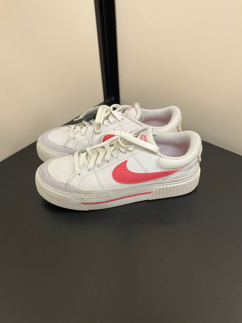 Vist Large View of Product Image Which is Used Nike Casual Shoes 9