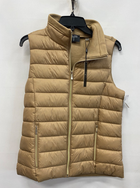 Vist Large View of Product Image Which is Used Tahari Lightweight Vest S-4/6