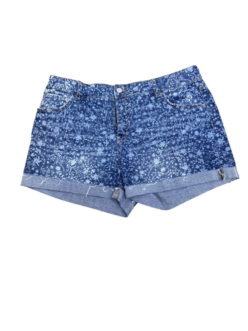 Vist Large View of Product Image Which is Used Time And Tru Shorts 18-34