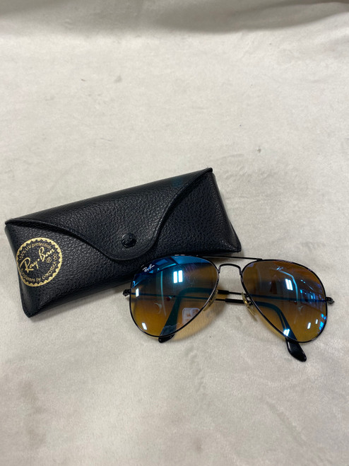 Vist Large View of Product Image Which is Used Ray-Ban Sunglasses