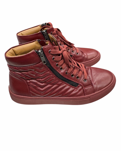 Vist Large View of Product Image Which is Used Steve Madden Casual Shoes 9