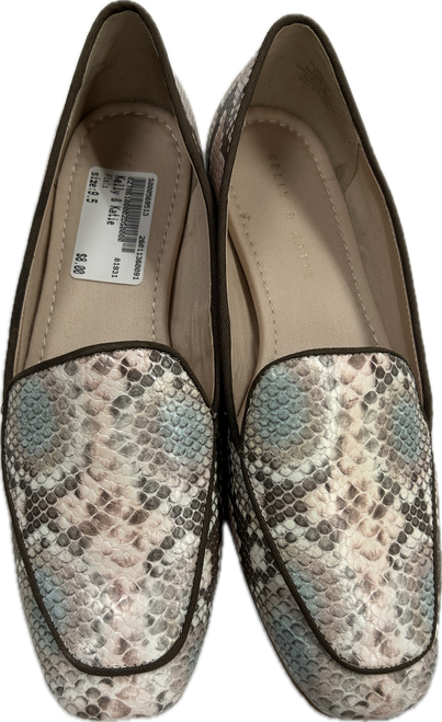Vist Large View of Product Image Which is Used Kelly & Katie Flats 9.5