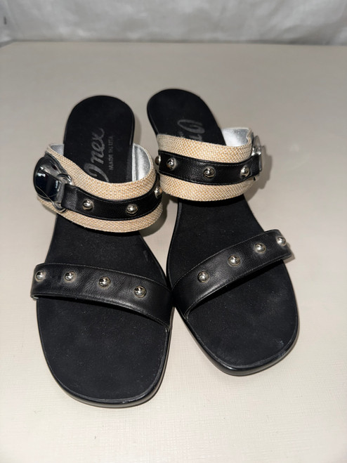 Vist Large View of Product Image Which is Used Unbranded Low Heels 9