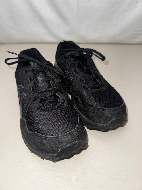 Vist Large View of Product Image Which is Used Asics Performance Shoes 8.5