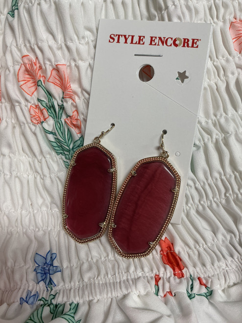 Vist Large View of Product Image Which is Used Kendra Scott Earrings
