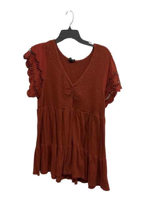 Vist Large View of Product Image Which is Used Torrid Short Sleeve Top 3X-22