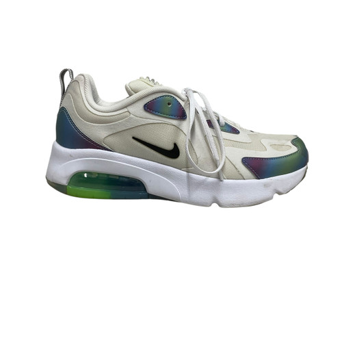 Vist Large View of Product Image Which is Used Nike Performance Shoes 7