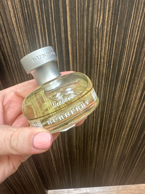 Vist Large View of Product Image Which is Used Burberry Perfume 