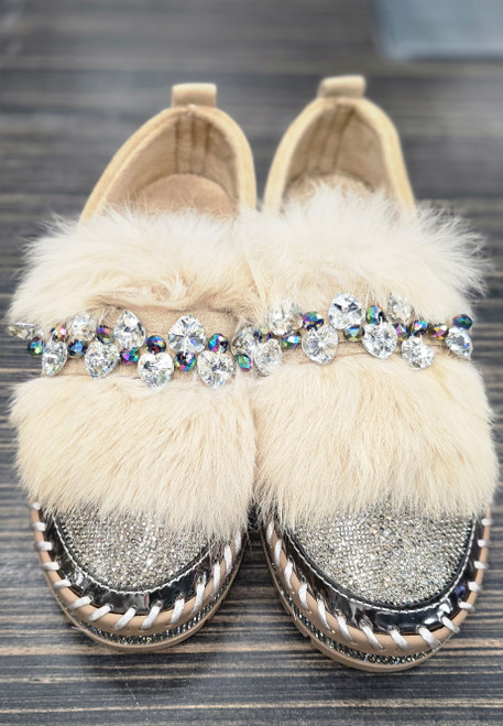 Vist Large View of Product Image Which is Used Sparkle Clogs 5.5