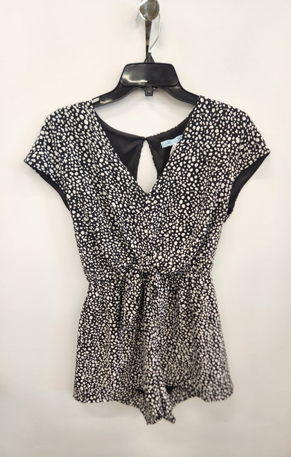 Vist Large View of Product Image Which is Used She + Sky Romper S-4/6