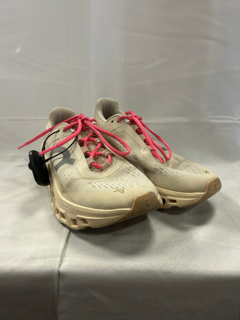 Vist Large View of Product Image Which is Used On Cloud Shoes 7.5