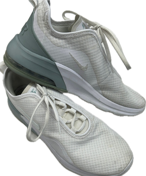 Vist Large View of Product Image Which is Used Nike Performance Shoes 10