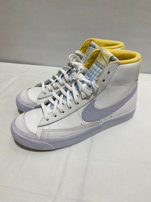 Vist Large View of Product Image Which is Used Nike Performance Shoes 6.5