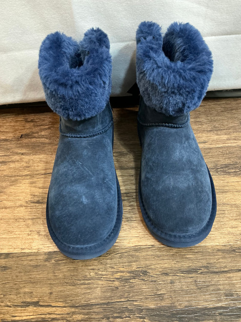 Vist Large View of Product Image Which is Used Lamo Ankle Boots 8