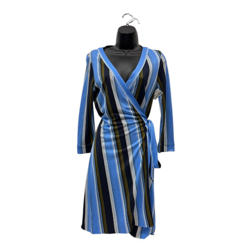 Vist Large View of Product Image Which is Used Diane Von Furstenberg Short Dress B S-4/6