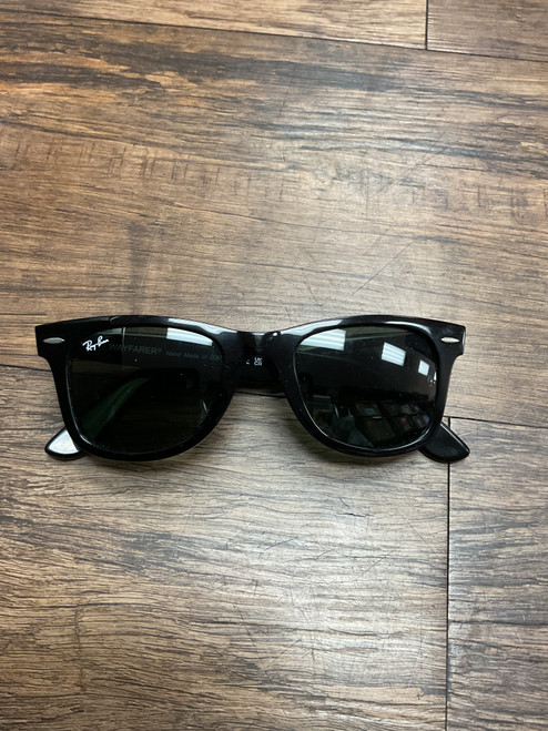 Vist Large View of Product Image Which is Used Ray-Ban Sunglasses