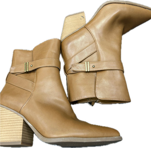 Vist Large View of Product Image Which is Used Natural Soul By Naturalizer Ankle Boots 8.5