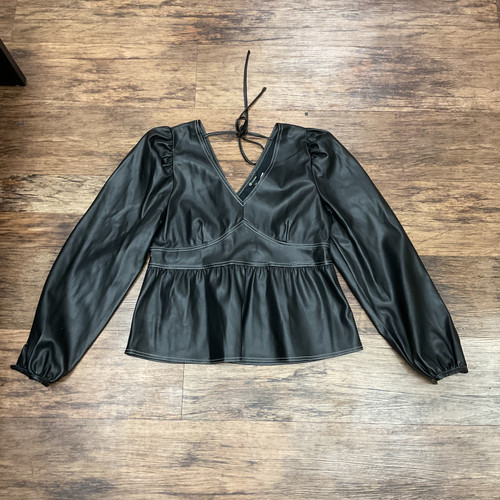 Vist Large View of Product Image Which is Used Versona Long Sleeve Top M-8/10