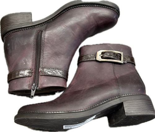 Vist Large View of Product Image Which is Used Clarks Ankle Boots 5