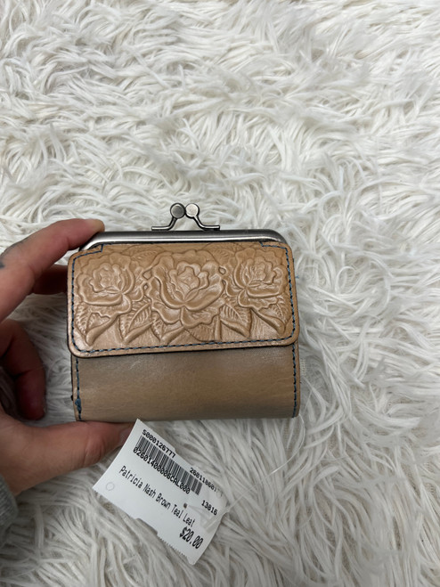 Vist Large View of Product Image Which is Used Patricia Nash Leather Wallet