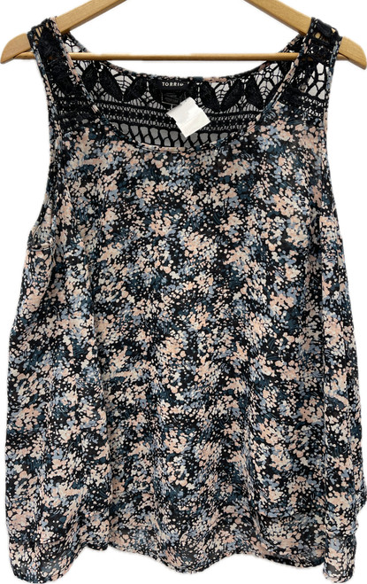 Vist Large View of Product Image Which is Used Torrid Sleeveless Top 1X-18