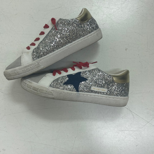 Vist Large View of Product Image Which is Used Vintage Havana Casual Shoes 9