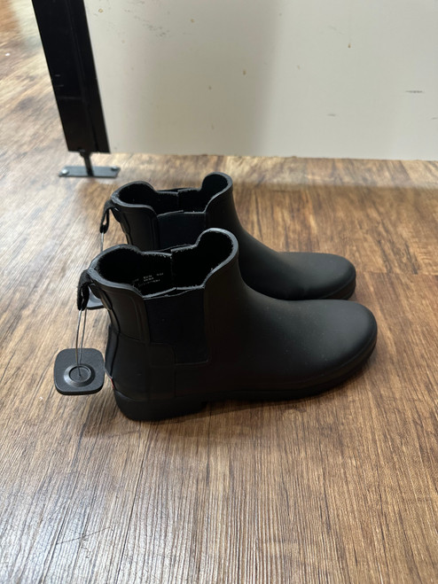 Vist Large View of Product Image Which is Used Hunter Ankle Boots 8