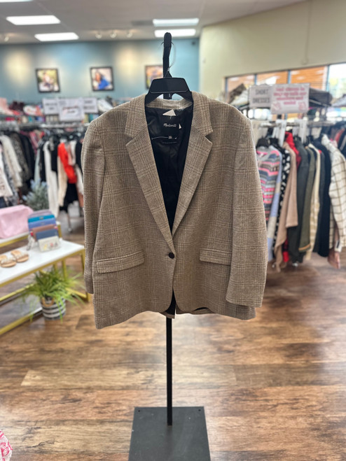 Vist Large View of Product Image Which is Used Madewell Blazer XXL-20