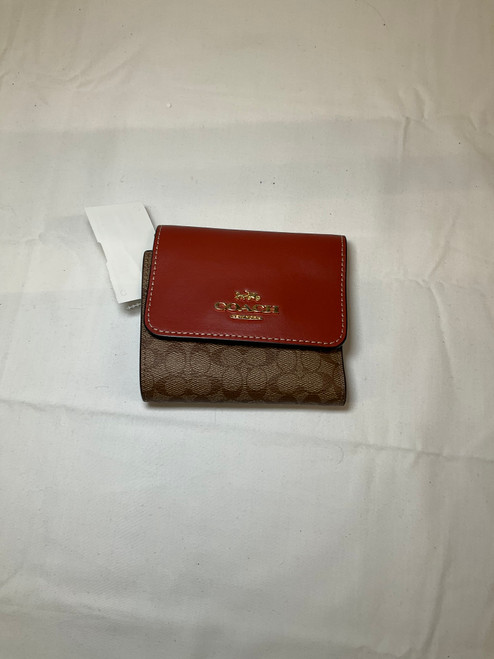 Vist Large View of Product Image Which is Used Coach Leather Wallet
