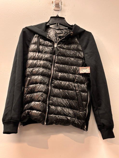 Vist Large View of Product Image Which is Used Mackage Short Light Jacket S-4/6